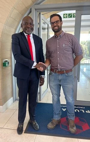 Afribiz Invest and MES form crane and lift-hire joint venture