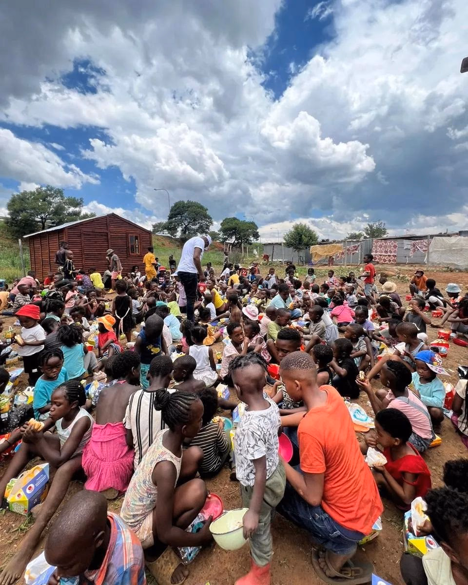 Afribiz Invest volunteers supporting local families